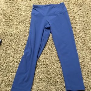 Yogalicious blue cropped leggings